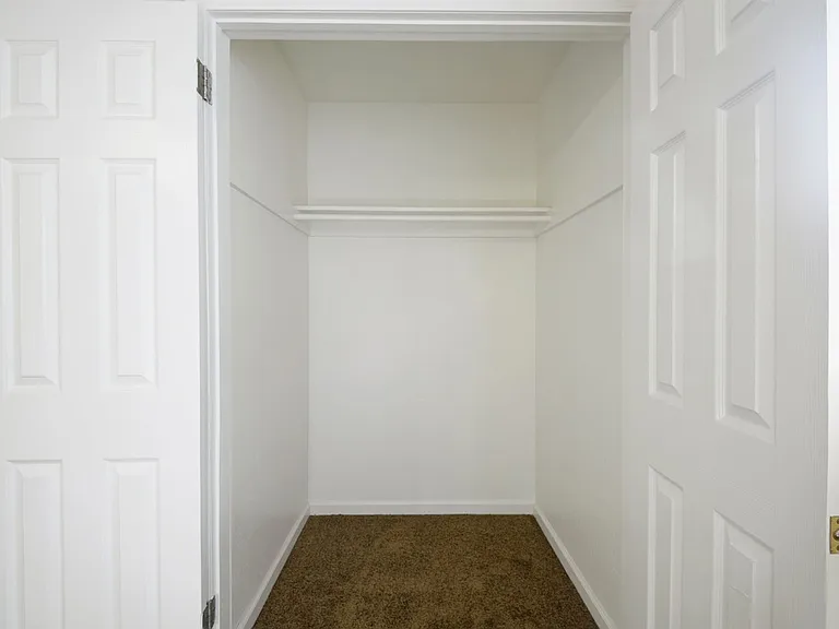 15735-15743 Eucalyptus Ave — Photo 18