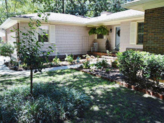 4th image of 4 Fairway Ct