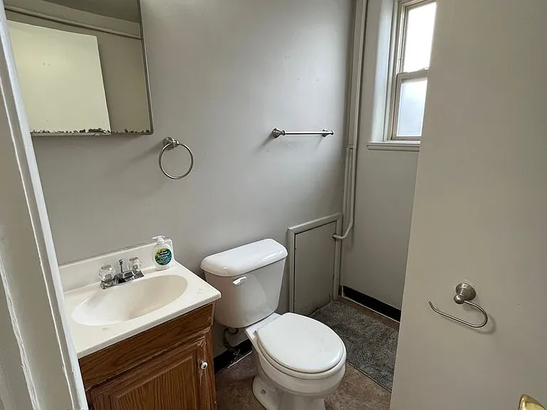 217 S Spring Ave — Photo 7