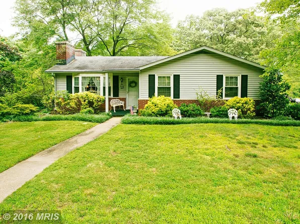 128 Moore Rd, Arnold, MD 21012