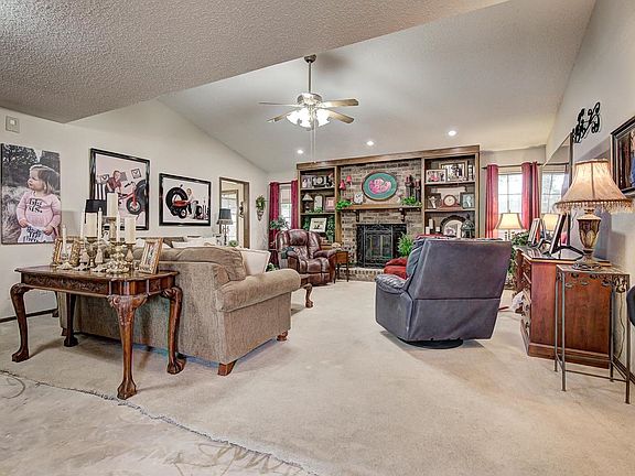 5th image of 1125 Creekdale