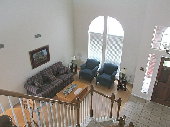 3rd image of 6107 Saint Andrews Dr