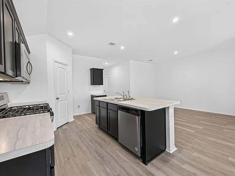 14556 Lily Plains Dr — Photo 10