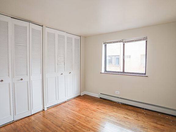 2nd image of 6011-5 N Winthrop Ave