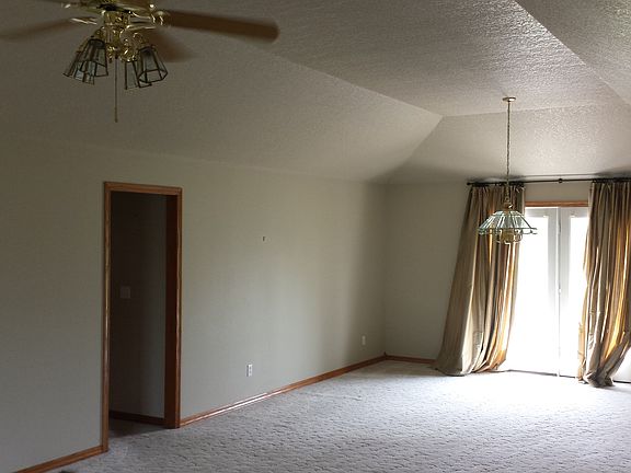 4th image of 1940 W Brassart Ln