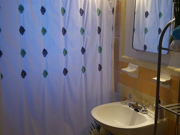 5th image of 222 Zamora Ave APT 1