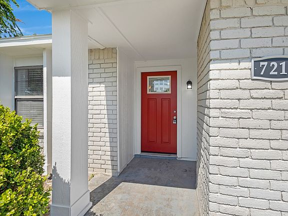 2nd image of 7217 Knight Dr