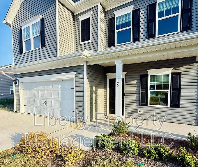 145 Deodora Ln — Photo 2