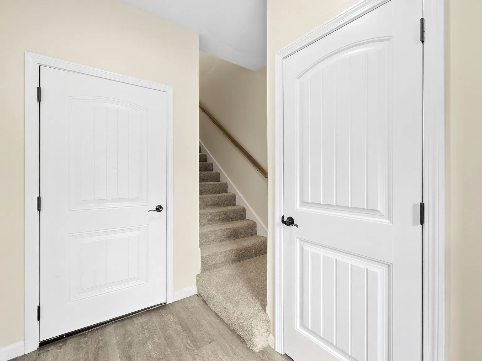 Townsend Ln Townhomes — Photo 3