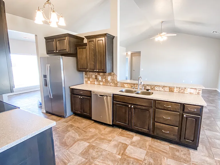 3116 White Tail Dr — Photo 4