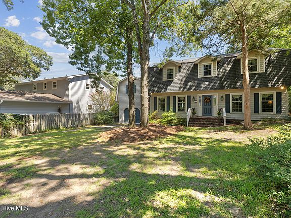 5th image of 345 Dogwood Lane