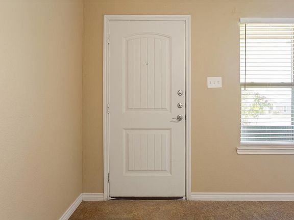 3rd image of 1101 College Ave