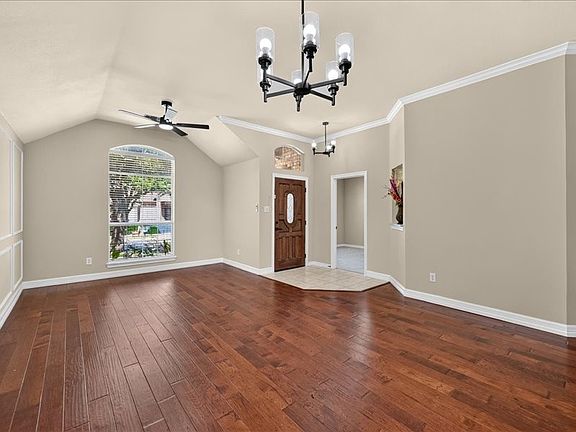 5th image of 8113 Sawgrass Ln