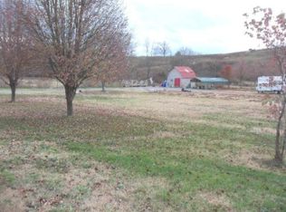 1319 Paul Reecer Rd, Moss, TN 38575