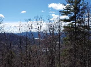 172 Ridge Pole Cir, Dillard, GA 30537