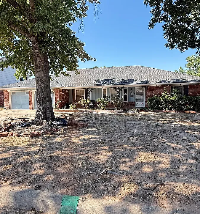 4505 NW 29th St