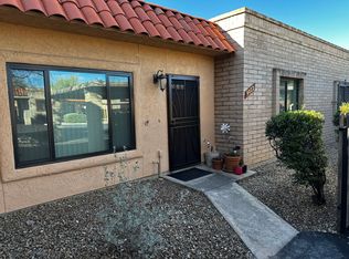 9022 E Calle Norlo, Tucson, AZ 85710