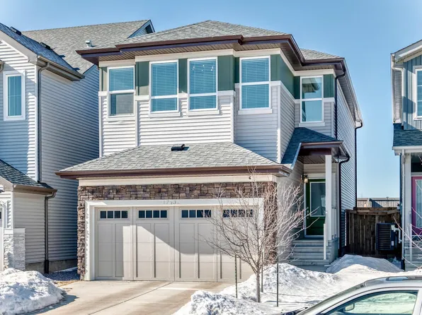17532 49th St NW, Edmonton, AB T5Y 2X8