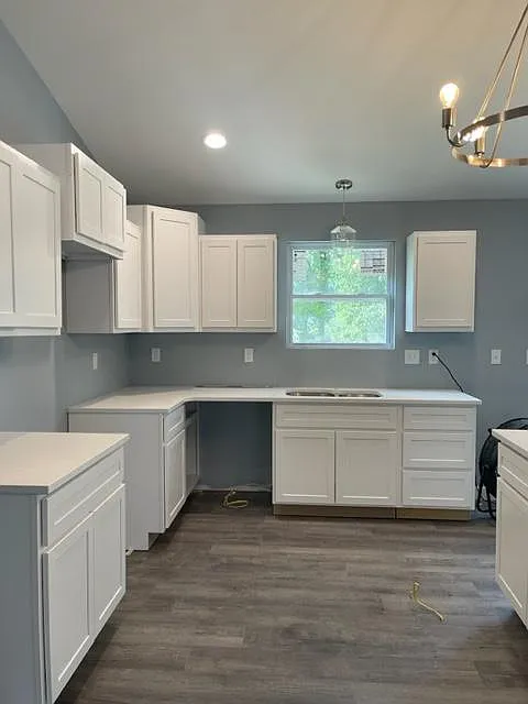 4 bed, 2200 sqft, $2,850 — Photo 4