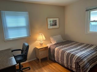 902 Wesley Rd, Rockville, MD 20850