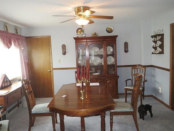 3rd image of 2077 Ramblewood Dr S