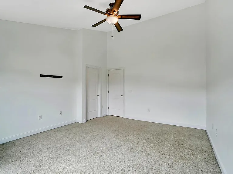 5608 Pittsford Dr — Photo 19