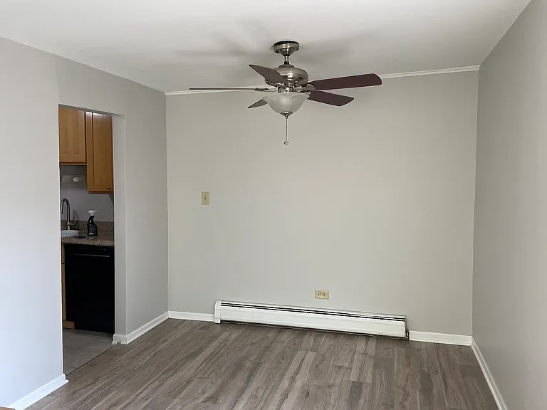 870 Trace Dr #201 — Photo 9