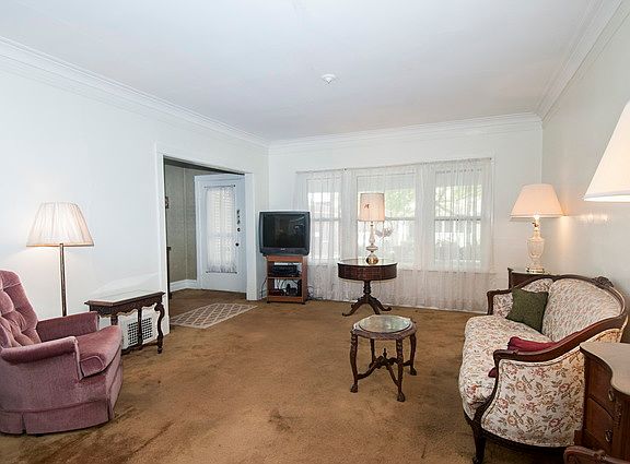 3rd image of 513 Gunderson Ave