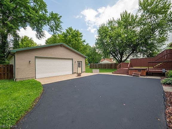 3rd image of 3545 Cadwallader Sonk Rd