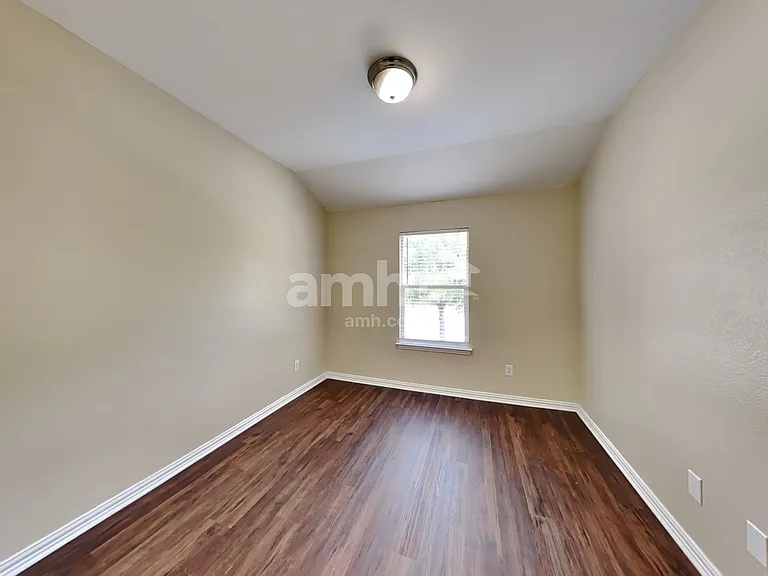 3706 Boxwood Dr — Photo 15