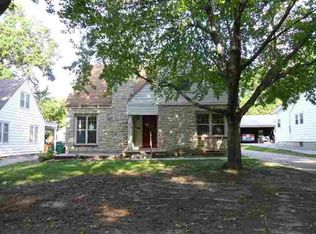 910 SW Wayne Ave, Topeka, KS 66606