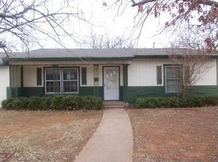 1622 San Carlos St, Sweetwater, TX 79556