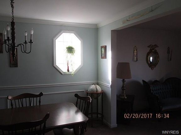 5th image of 539 Moore Ave