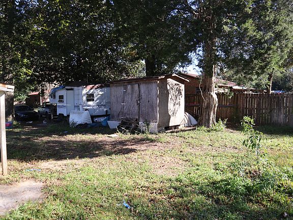 4th image of 8664 Juniper Ave