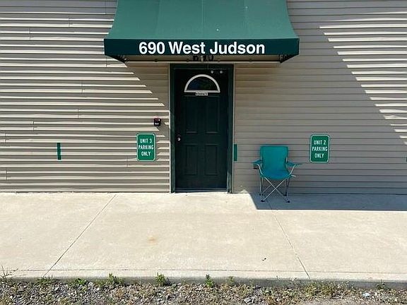 2nd image of 690 W Judson St APT 7