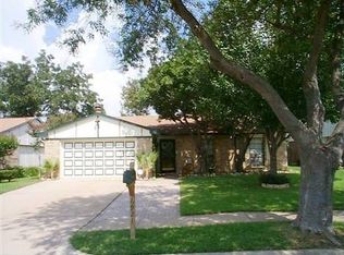 6921 Glendale Dr, N Richlnd Hls, TX 76182