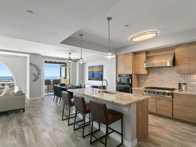 5420 La Jolla Blvd UNIT B202, La Jolla, CA, 92037