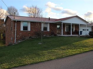 102 Cornerstone Dr, Marietta, OH 45750