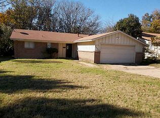 3466 Bandera Rd, Fort Worth, TX 76116