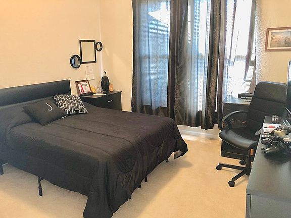 3rd image of 1085 Estates Ct