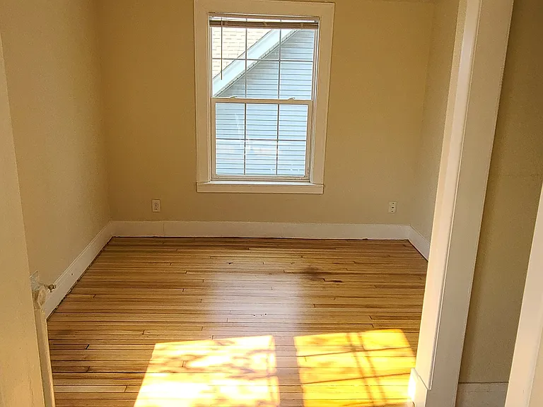 3329 2nd Ave S #3 — Photo 6