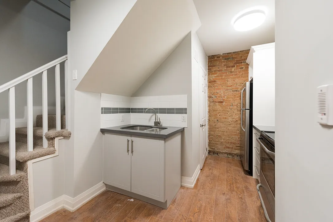 1 bed, 1.0 bath, 532 sqft, $1,450 — Photo 2