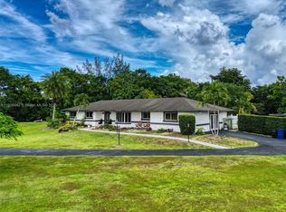 17500 SW 54th St, Southwest Ranches, FL 33331