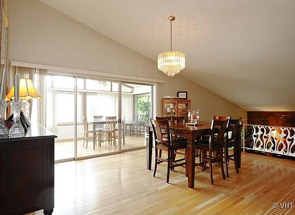 4th image of 570 Clavey Ln