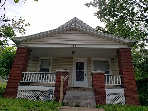 4th image of 4439 Belleview Ave