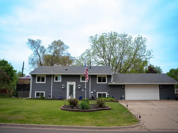 2101 Laramie Trl N, Brooklyn Park, MN 55444