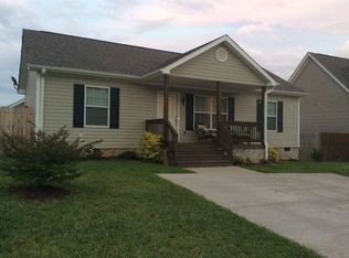54 W Newberry Dr, Fletcher, NC 28732