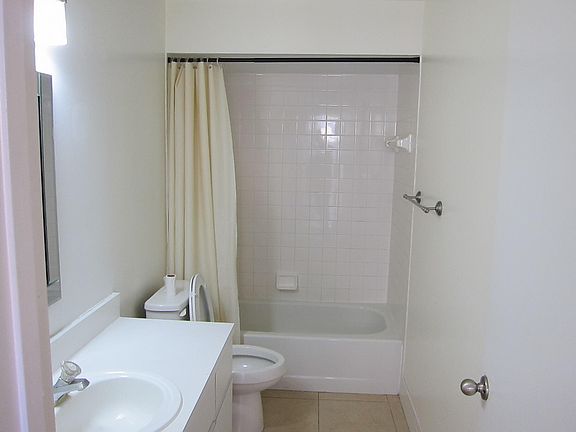 5th image of 4580 Challenger Way #75