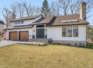 26 Hickory Trl, Sparta, NJ 07871
