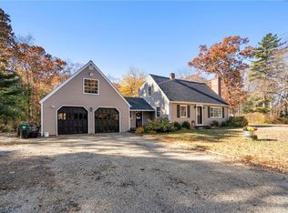 319 Bungy Rd, Scituate, RI 02857